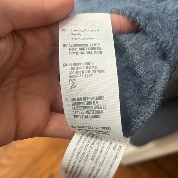 Hollister California Size Medium blue sweater fuzzy super soft button top shirt - Picture 6 of 13